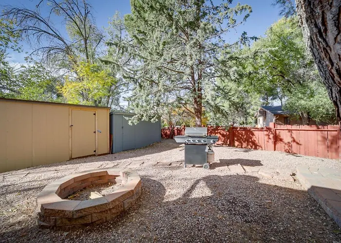 Hébergement de vacances 1 Mi To Trails: Pet-friendly In West Sedona!